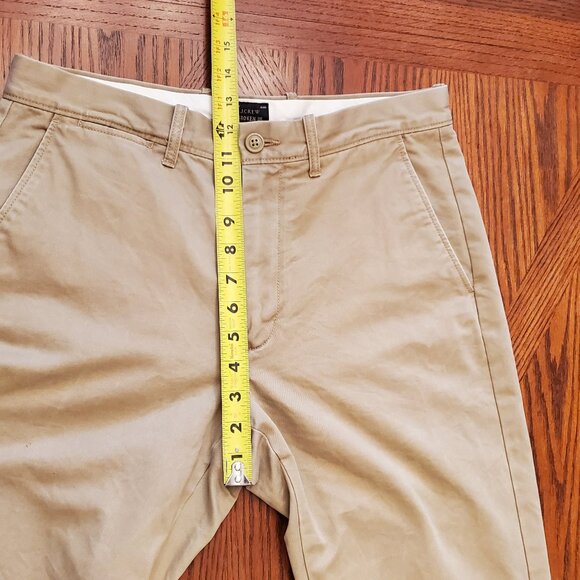 J. Crew Men's 1040 Cotton Chino Pants - Picture 8 of 12